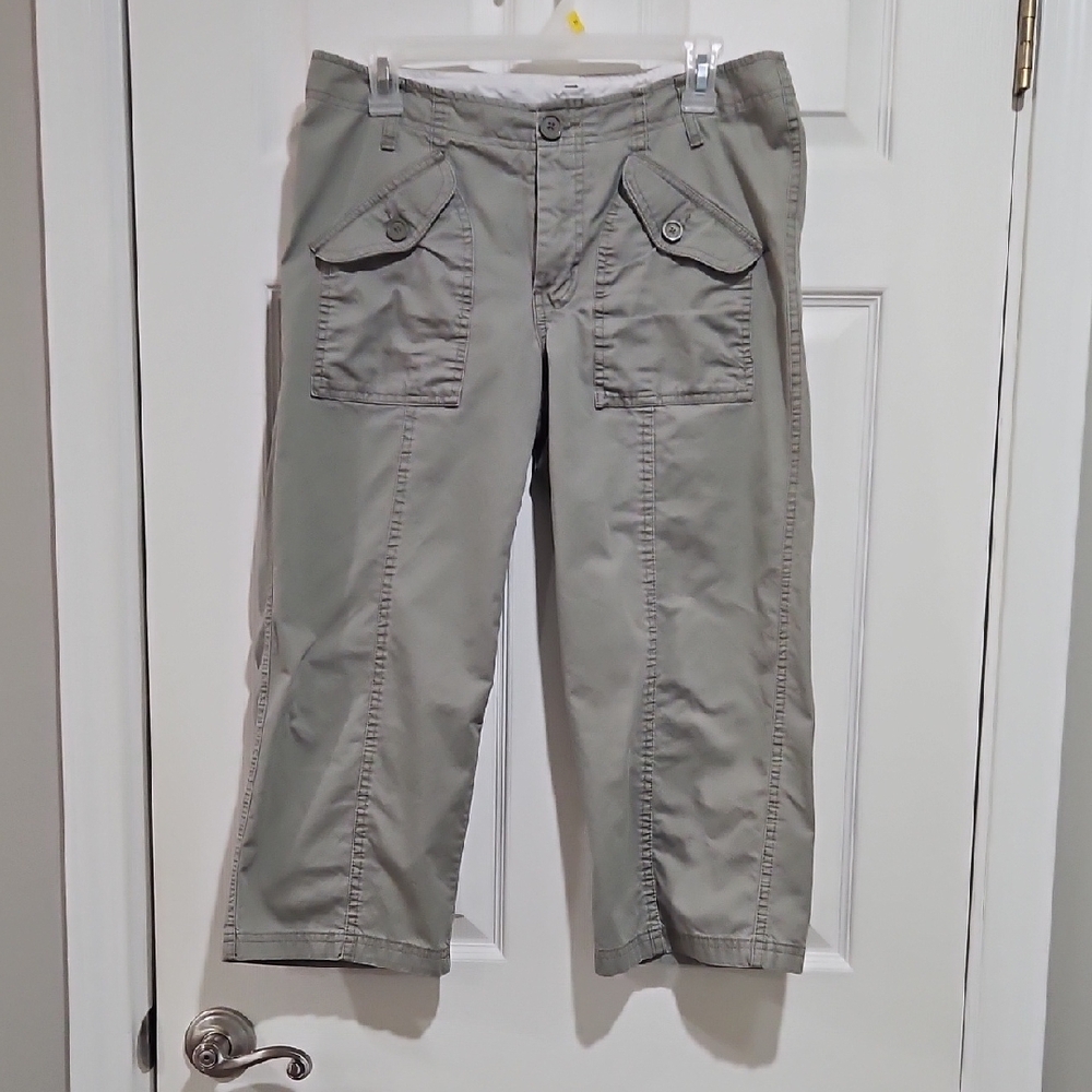 Gap Cropped Pants